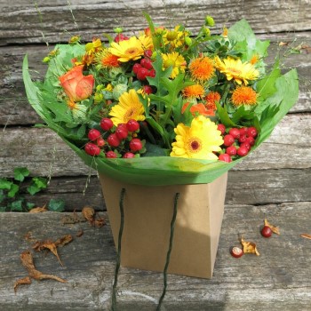Seasonal Flowers delivery Darlington 